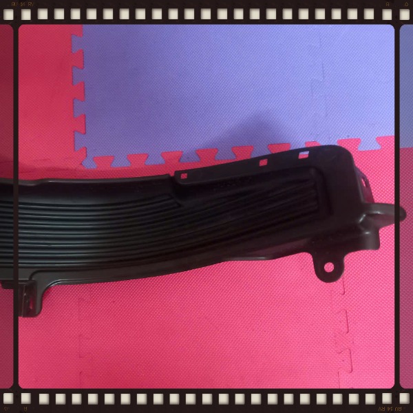 Lòng dè chắn bùn trước trái Kia Morning/Picanto 2011-2015 | 868111Y000