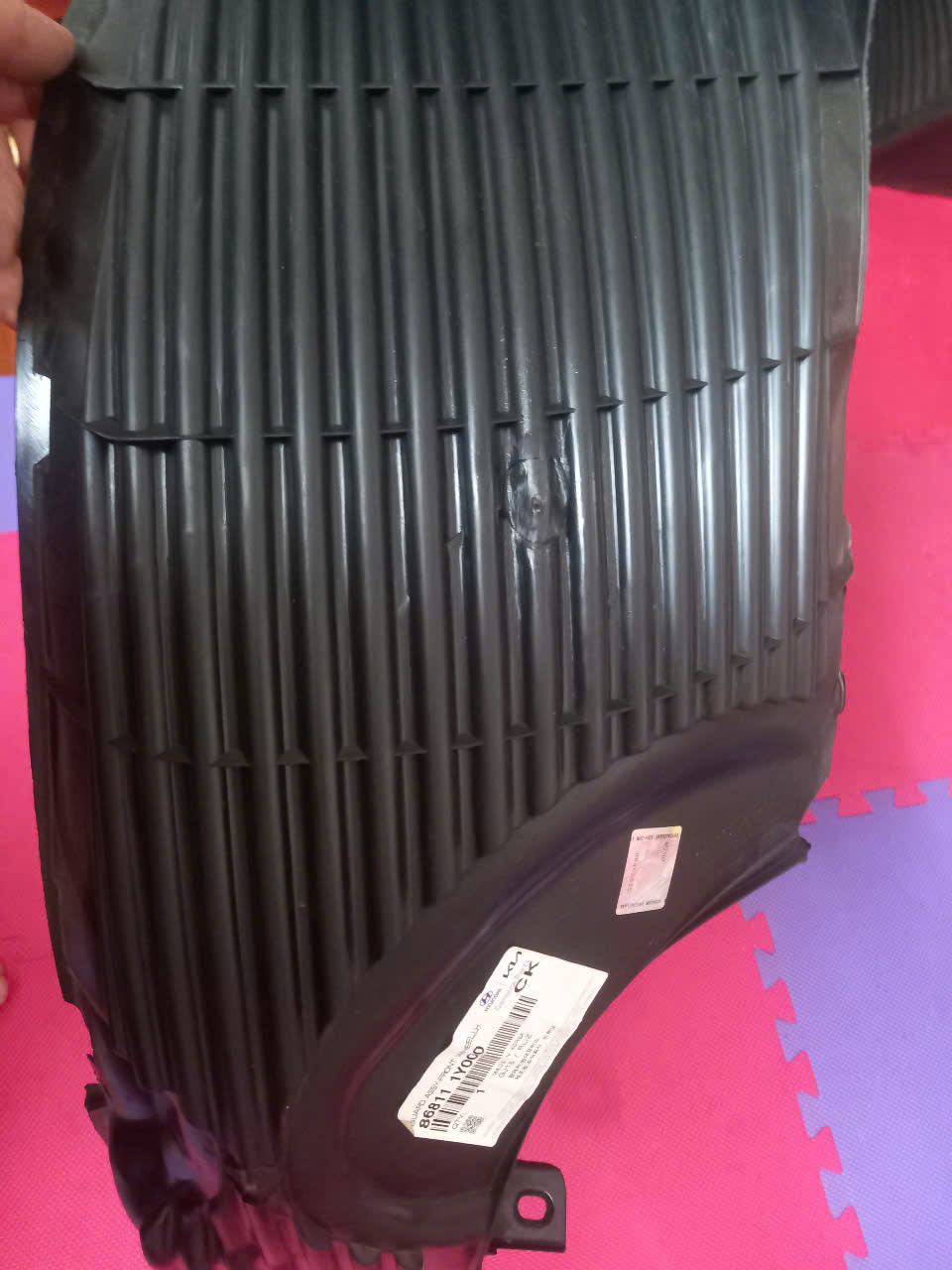 Lòng dè chắn bùn trước trái Kia Morning/Picanto 2011-2015 | 868111Y000