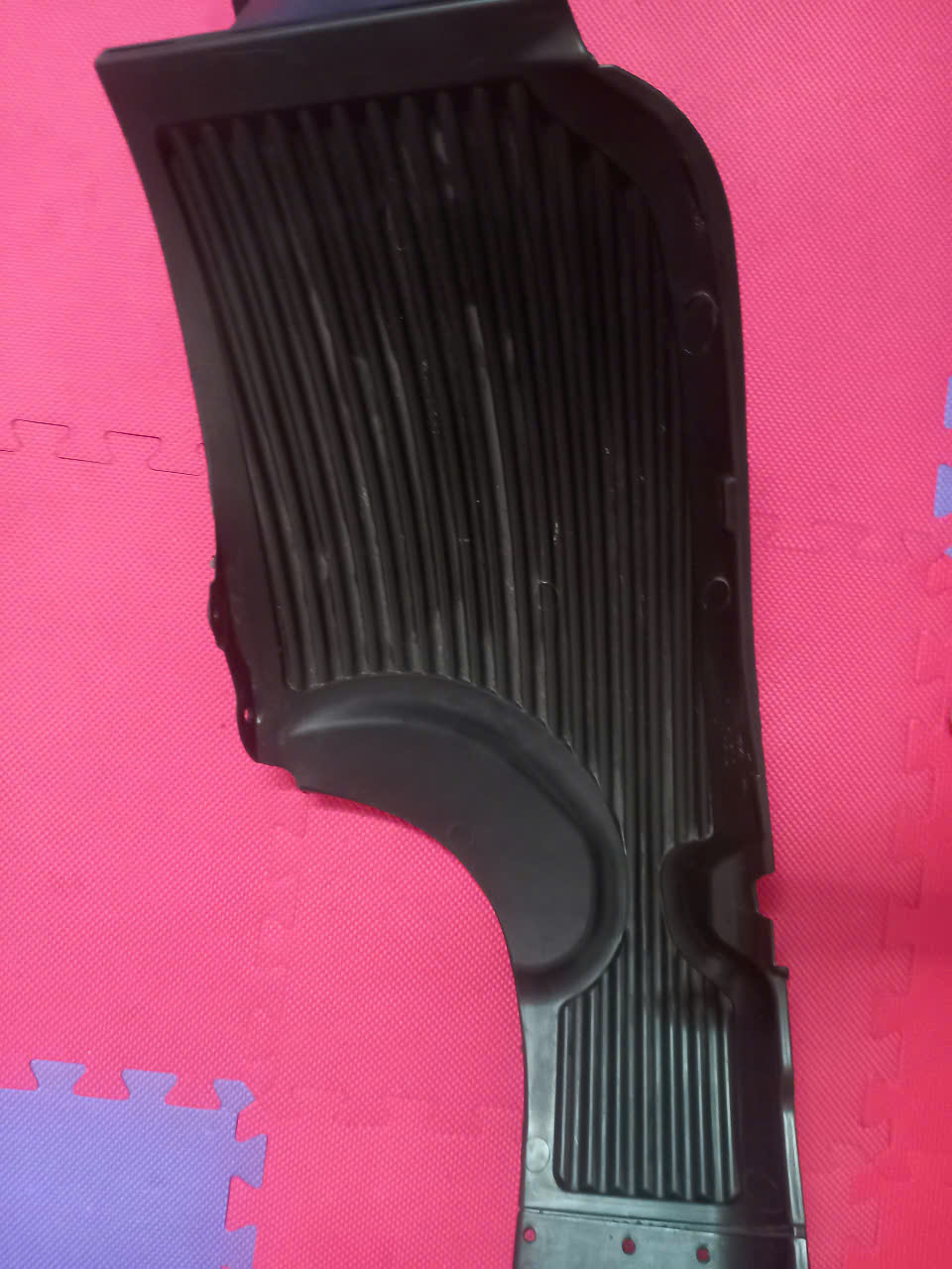 Lòng dè chắn bùn trước trái Kia Morning/Picanto 2011-2015 | 868111Y000