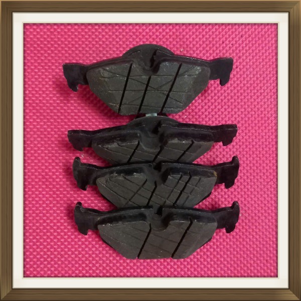 Má phanh sau BMW 320i, 318i, 328i 2011-2019 | 34216873093