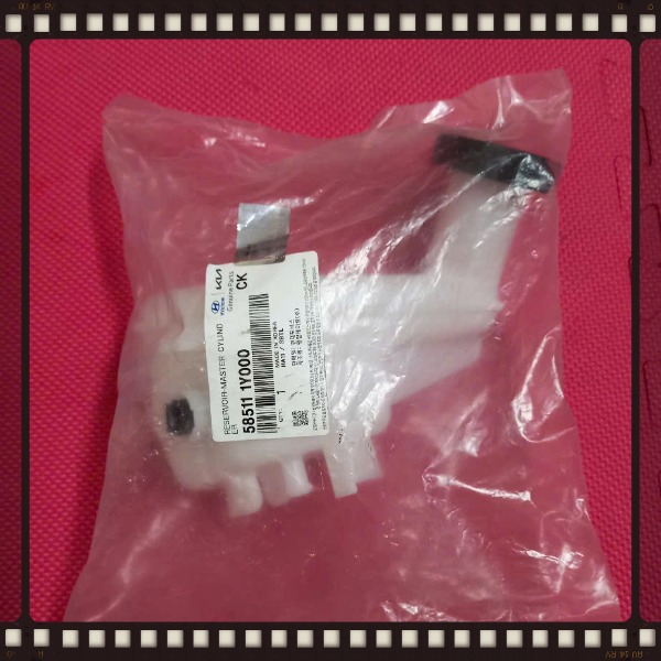 Bình dầu phanh Kia Morning/Picanto 2011-2017 | 585111Y000