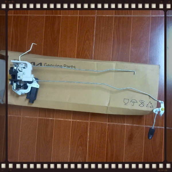 Cơ cấu khóa ngậm cửa sau trái xe Kia Morning 2005-2012 | 8141007020EQ