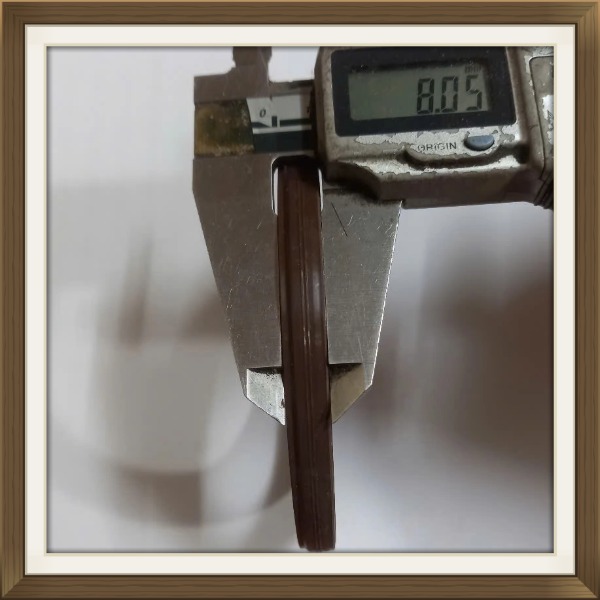 Phớt đuôi cơ HYUNDAI I10 2007-2020 Mã 2144303011