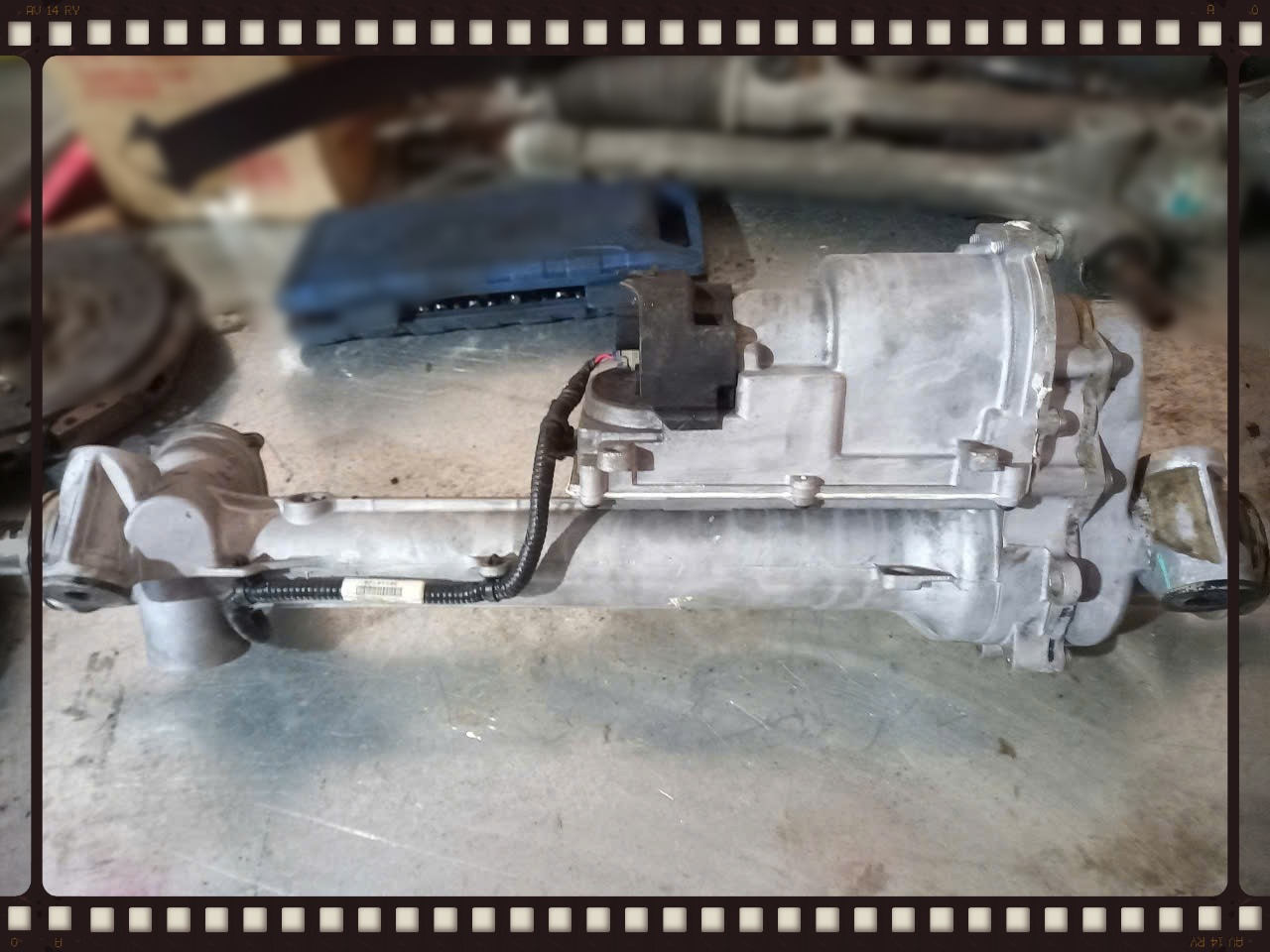 Thước lái Ford Ranger 2021 (Tháo xe)