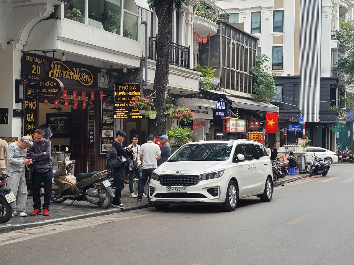 Kia Sedona Luxury 2020 DATH Bản Full
