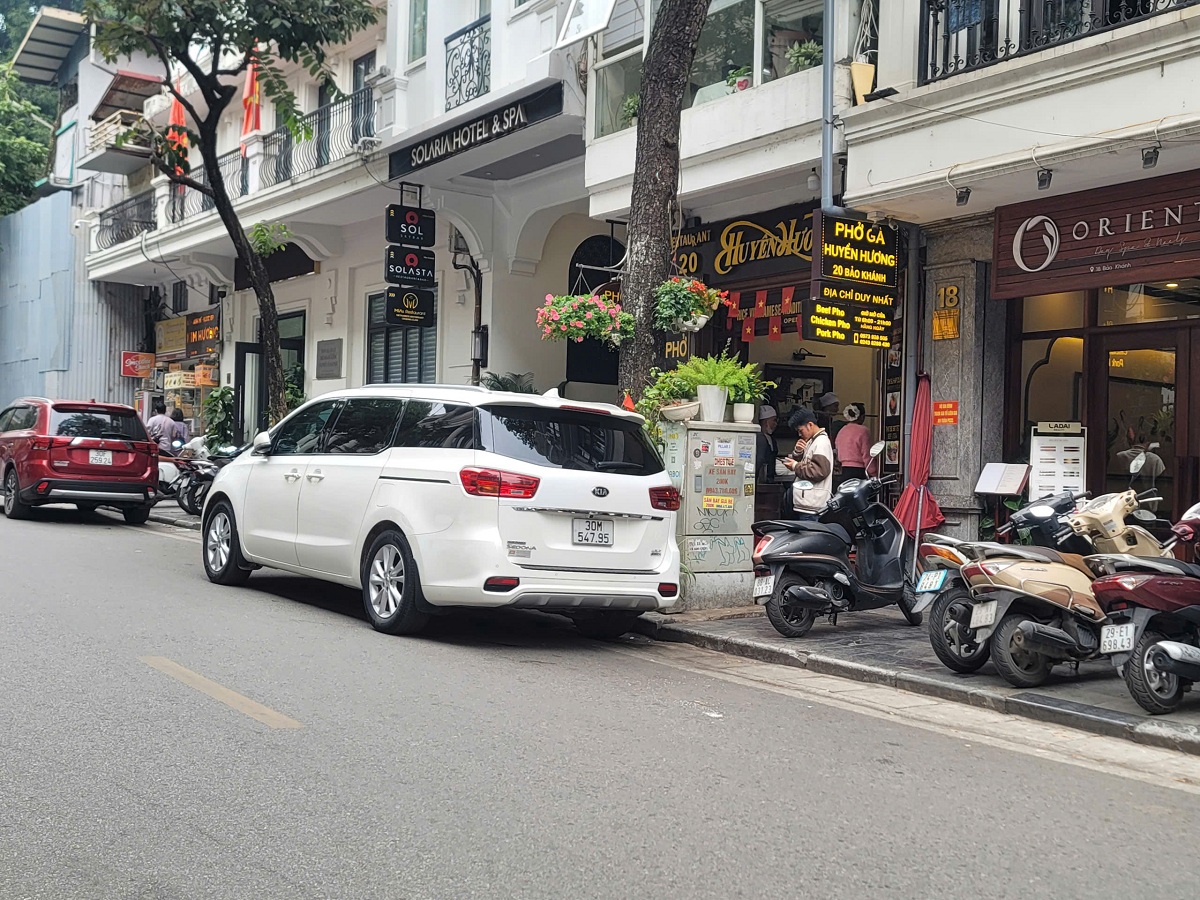 Kia Sedona Luxury 2020 DATH Bản Full