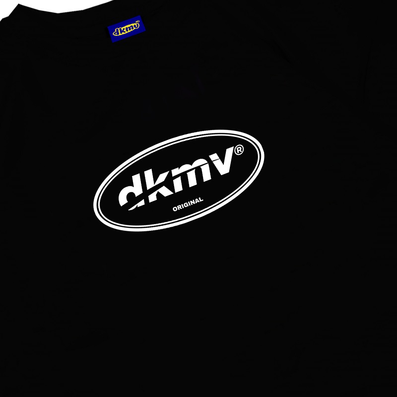 cận cảnh chi tiết thiết kế áo thun local brand giá rẻ dkmv tee original streetwear