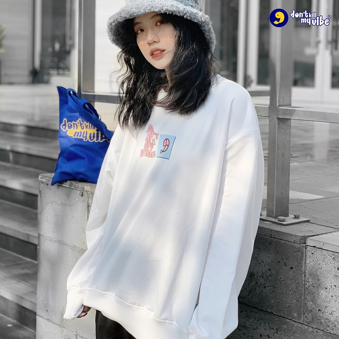 Áo Sweater nữ DKMV đẹp được nhiều tín đồ Local Brand săn đón