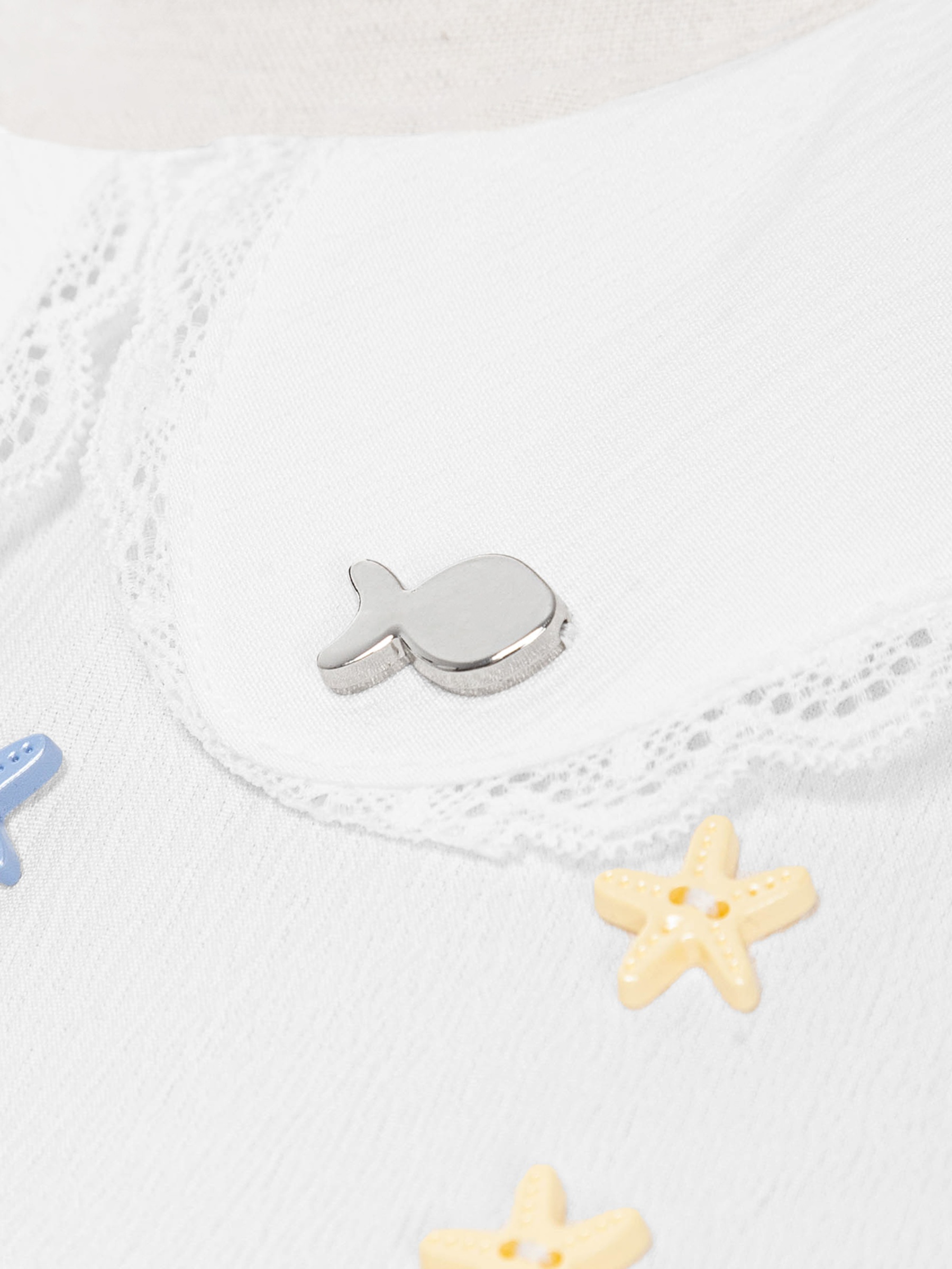 Đầm babydoll trắng cổ sen sát nách DKMV phối ren