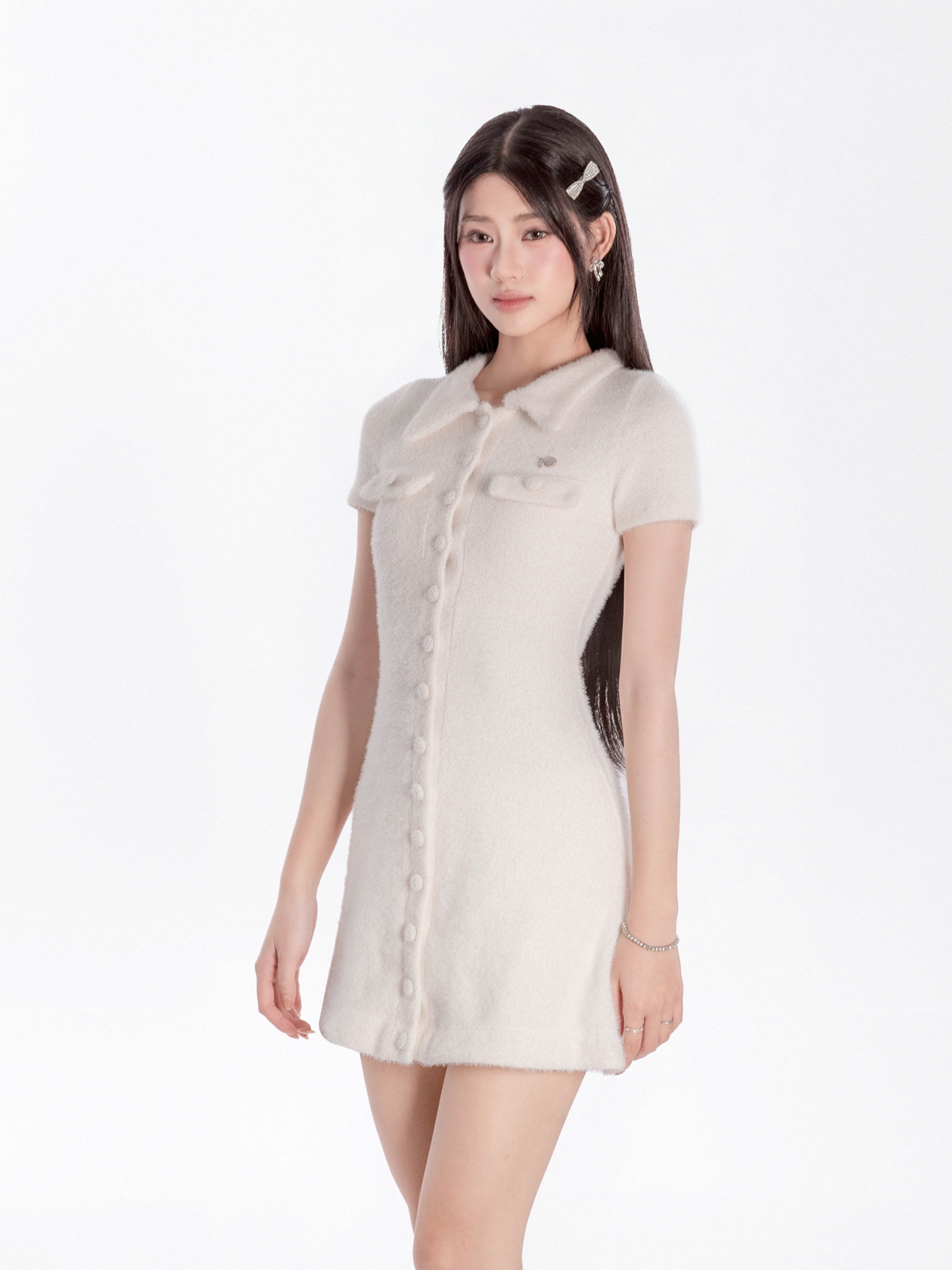 Đầm chữ A ngắn DKMV cổ polo len lông thỏ