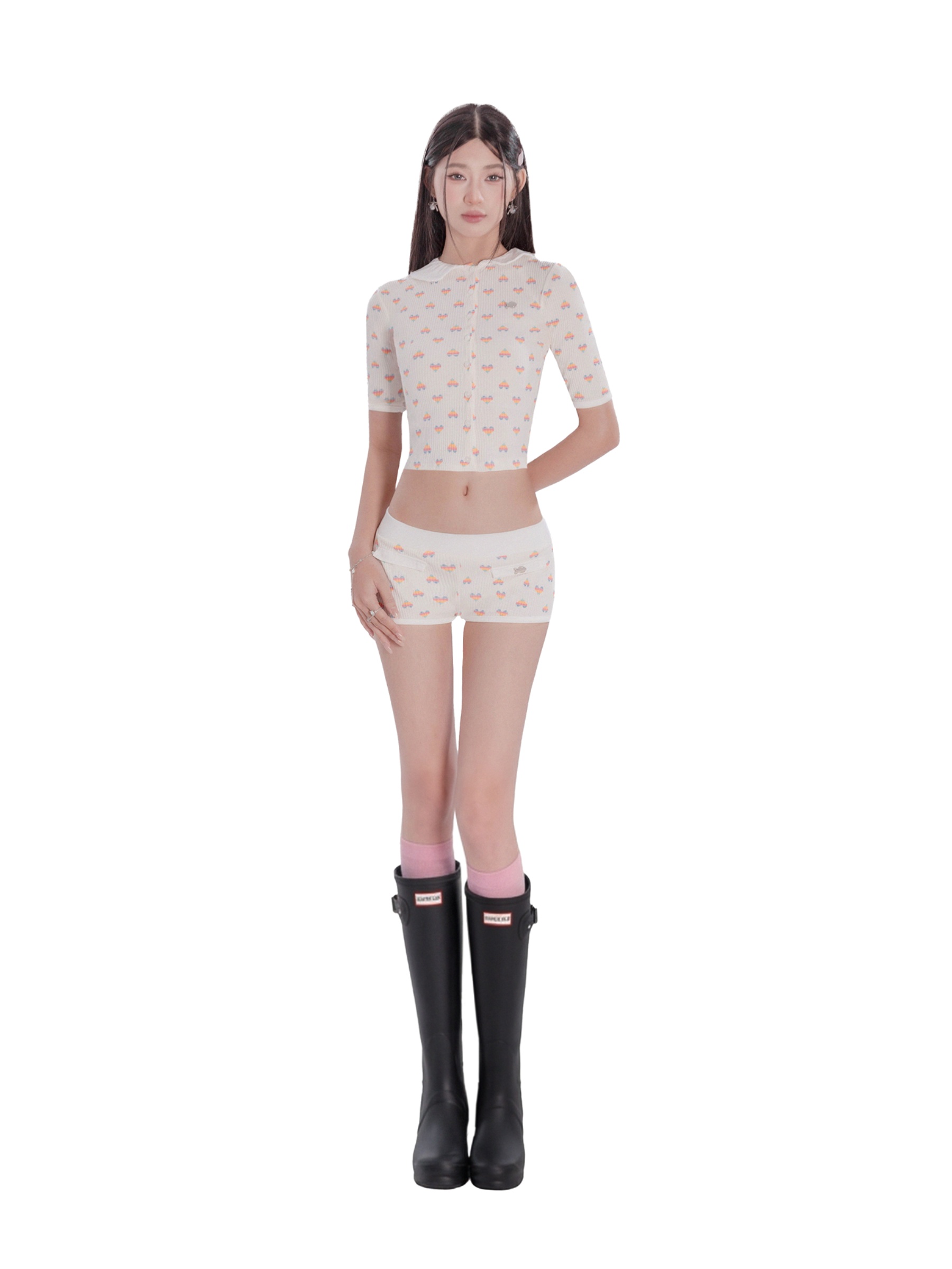 Set áo croptop và quần short DKMV cổ sen hoạ tiết trái tim