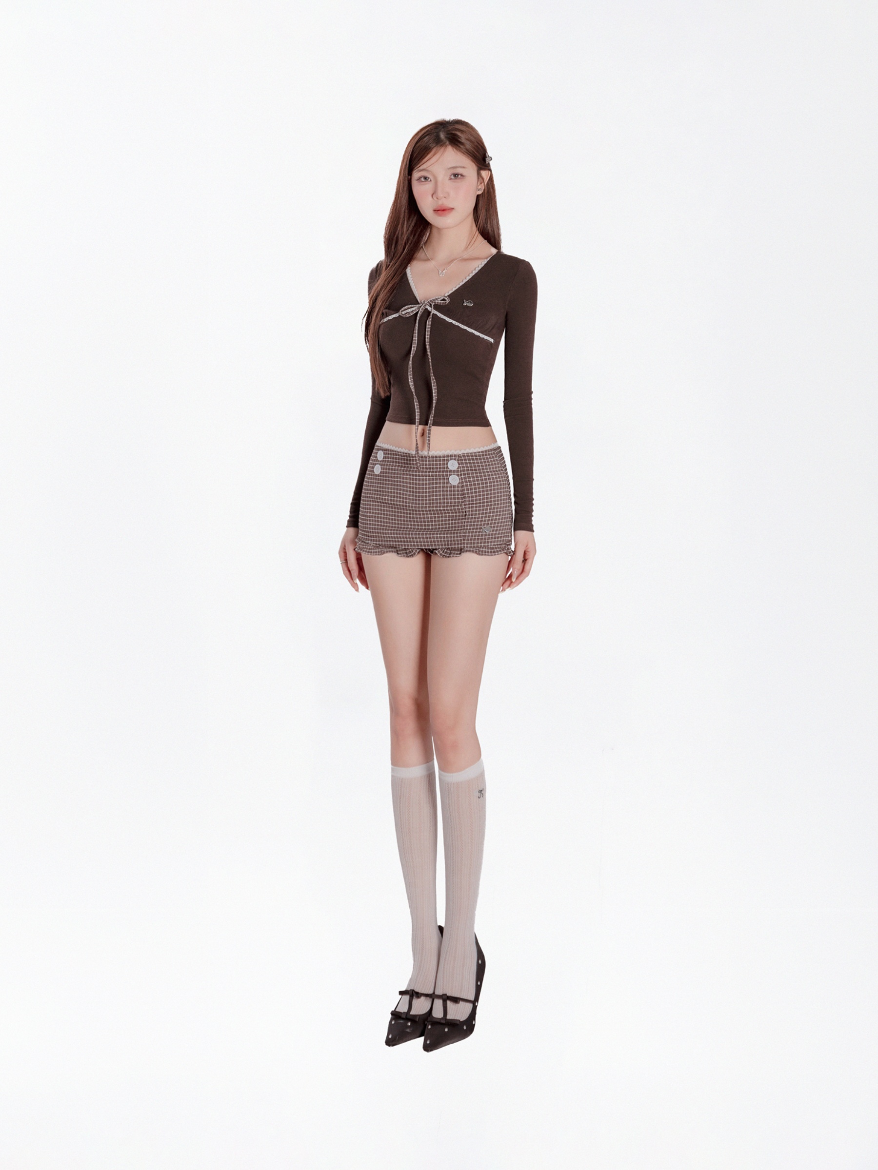 Set đồ nữ áo croptop tay dài chân váy ngắn DKMV hoạ tiết caro