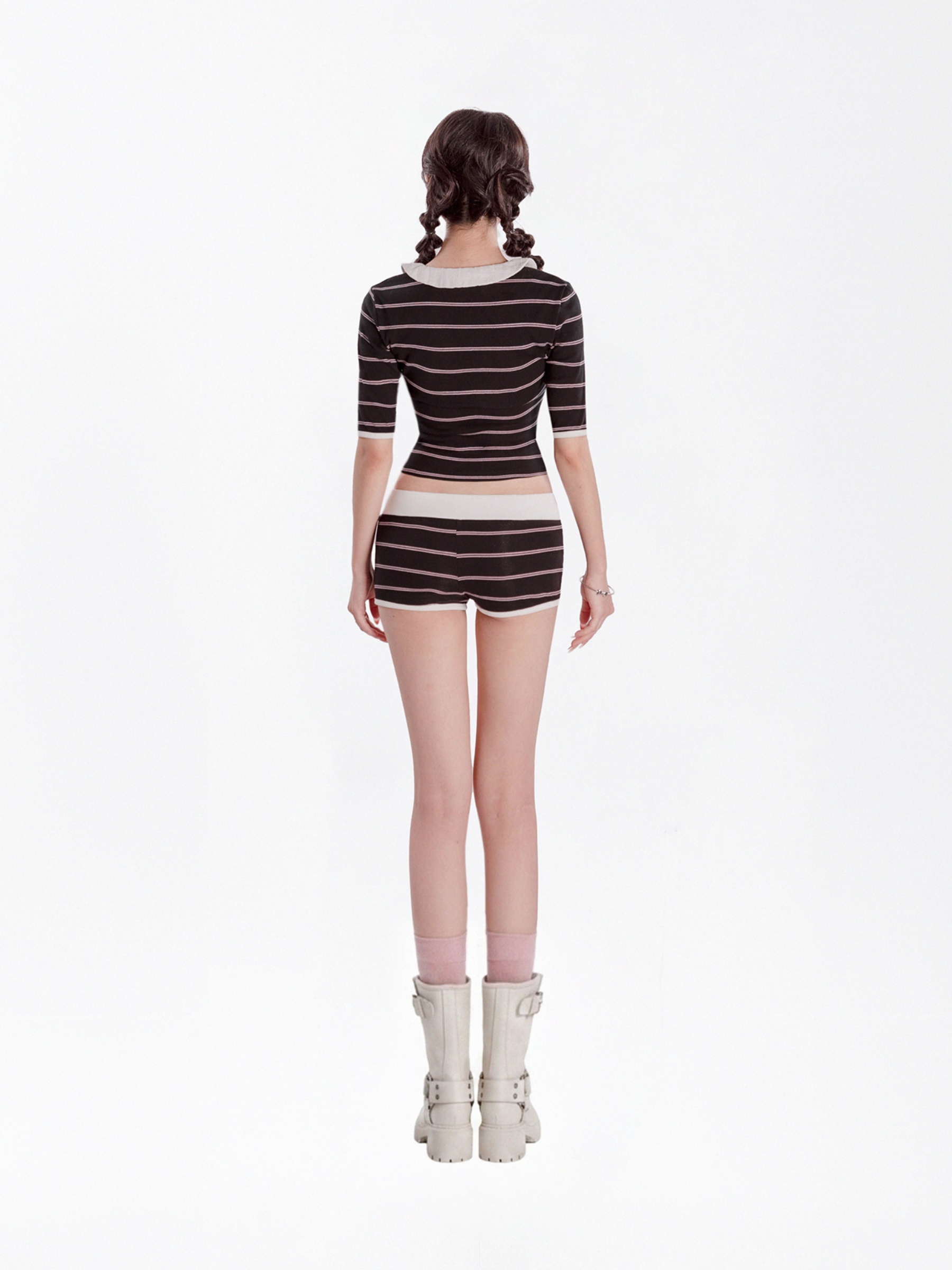 Set đồ nữ áo croptop quần đùi cạp trễ DKMV cổ sen sọc ngang