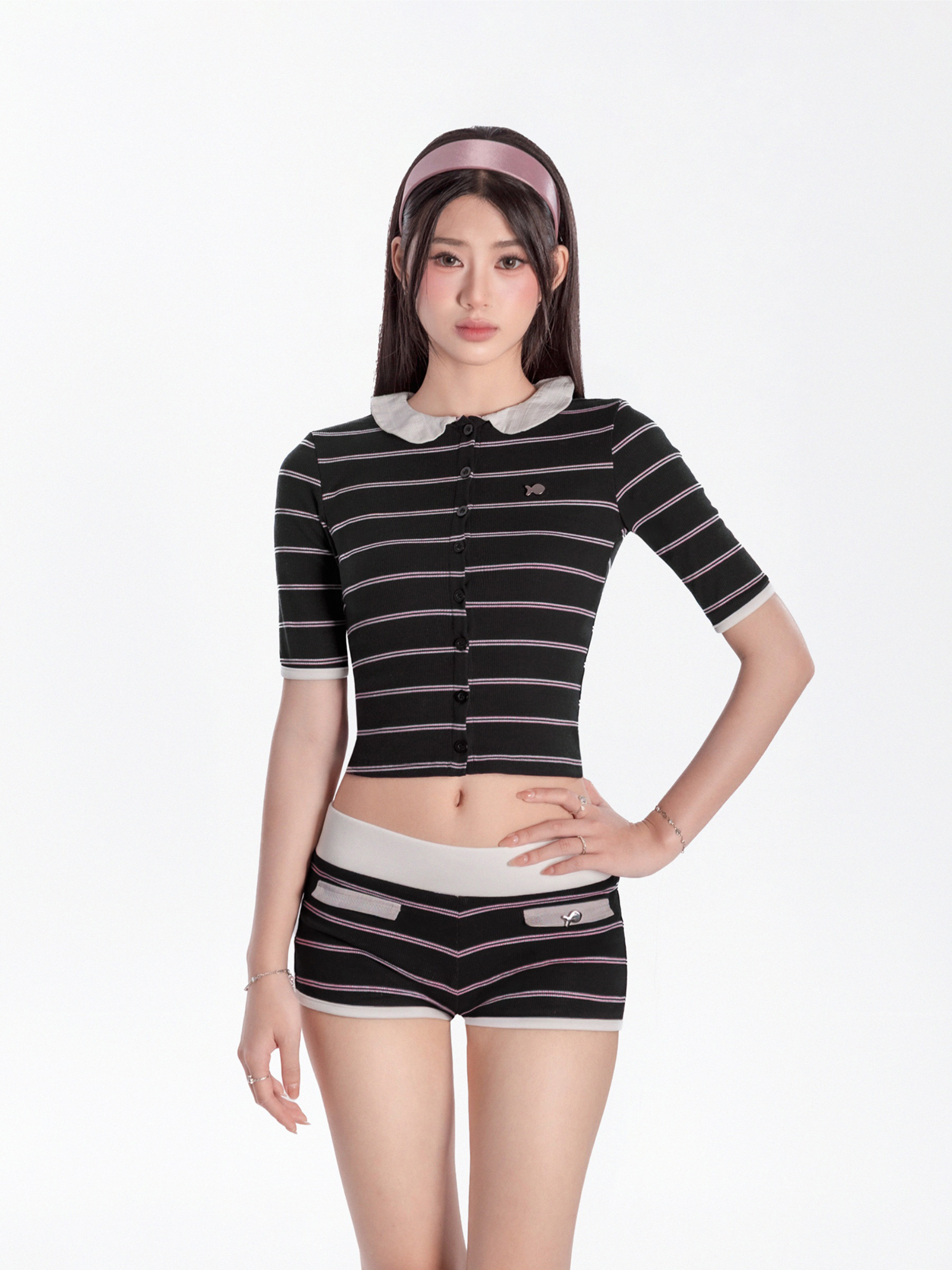 Set đồ nữ áo croptop quần đùi cạp trễ DKMV cổ sen sọc ngang