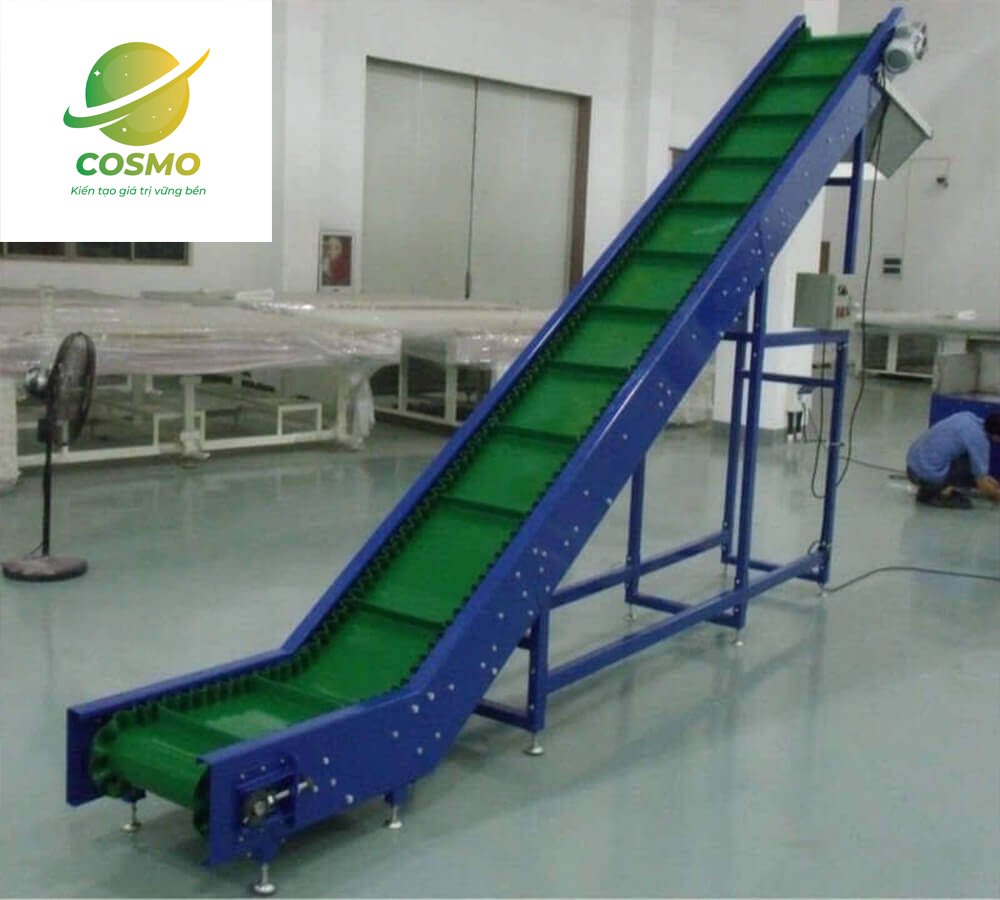 Lắp đặt băng tải nghiêng dán gân T tại Hà Nội