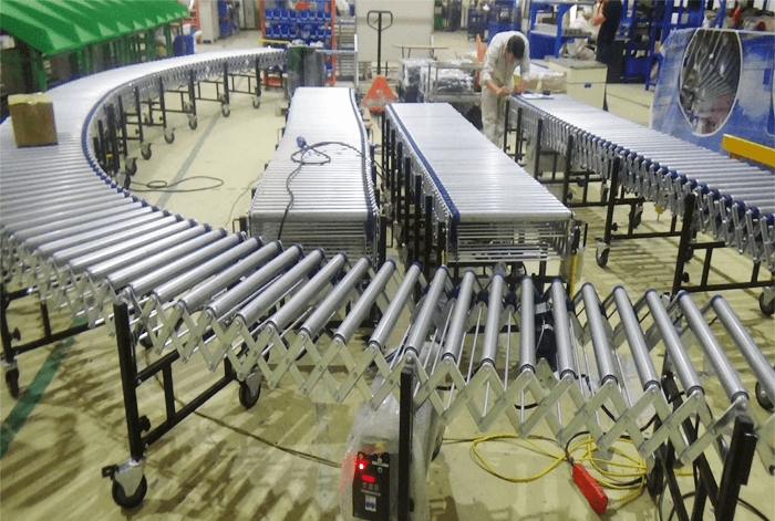 Khi nào doanh nghiệp nên sử dụng băng tải con lăn xếp linh hoạt?