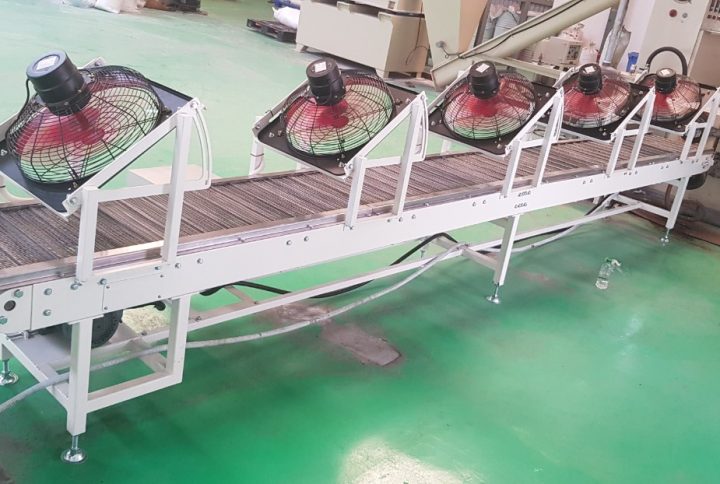 Những tính năng cần có của một băng tải làm mát