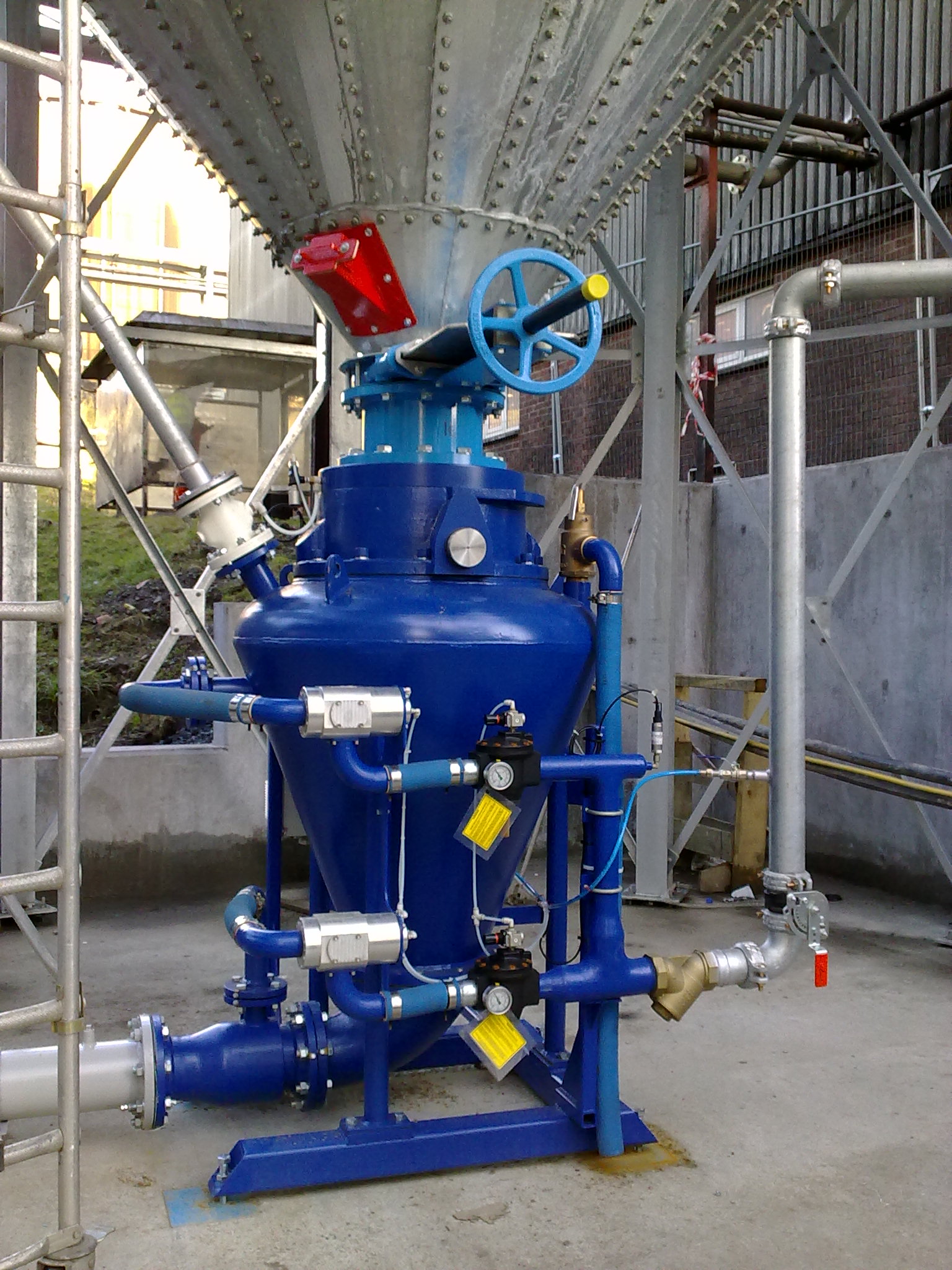 Băng tải khí nén là gì? Tại sao nên sử dụng băng tải khí nén