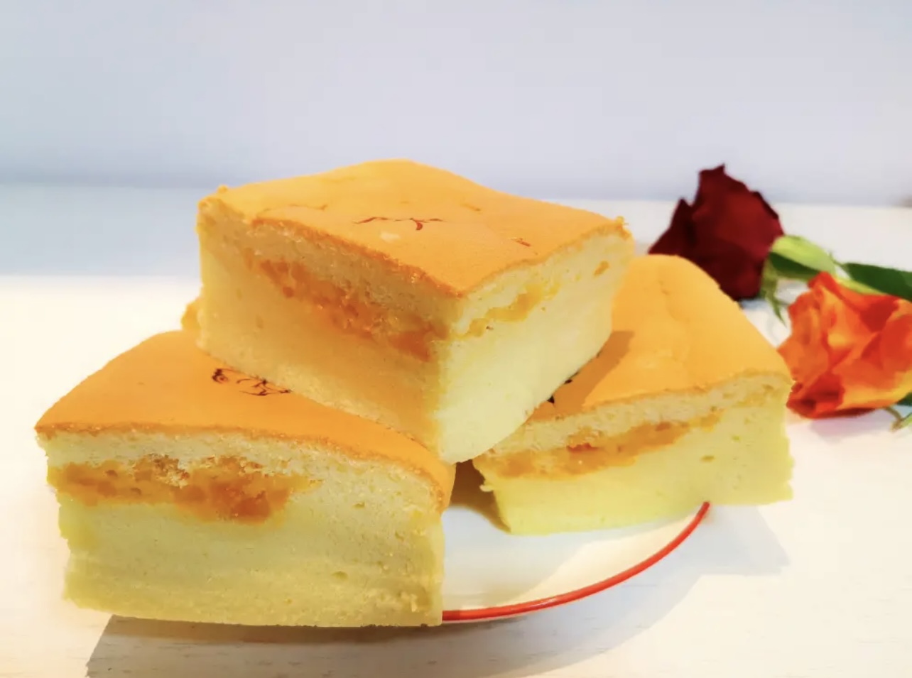 Cách làm bánh bông lan trứng muối phô mai