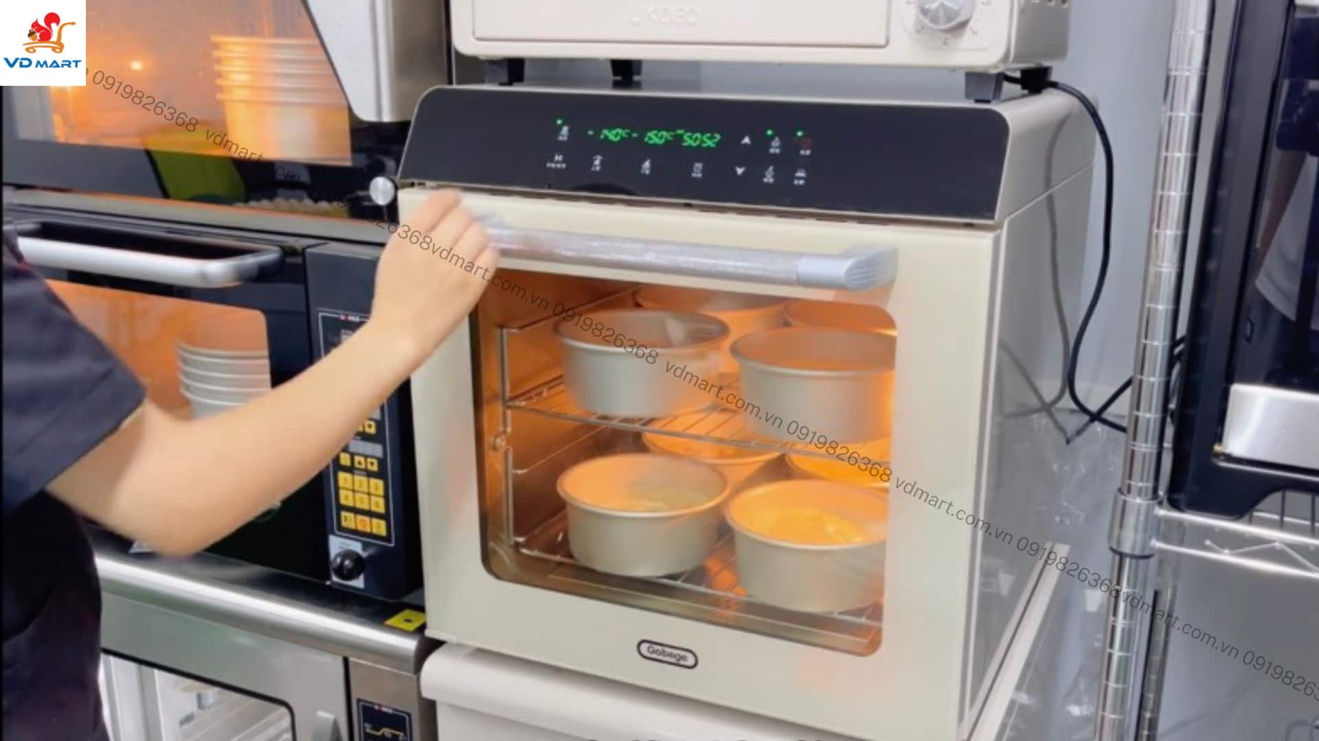 Cách làm bánh bông lan bất bại bằng lò nướng Ukoeo 80s