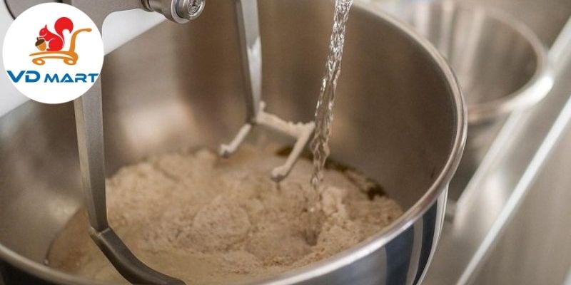 Bạn có thể trộn 3,5 kg bột khô với máy trộn bột Hengyu 8L