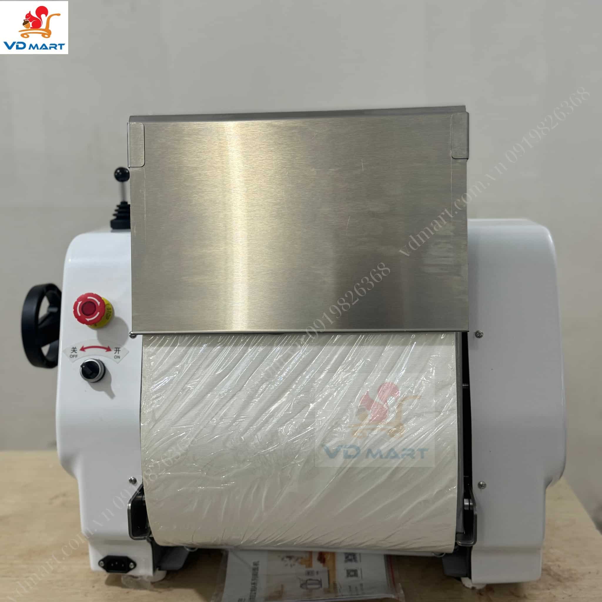 May-can-bot-2-chieu-Ukoeo-Q53
