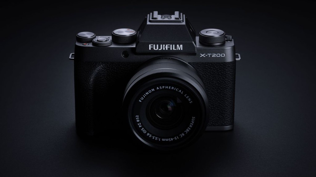 Đặt trước Fujifilm XT200 - Nhận ngay bộ quà tặng trị giá 3,5 triệu đồng