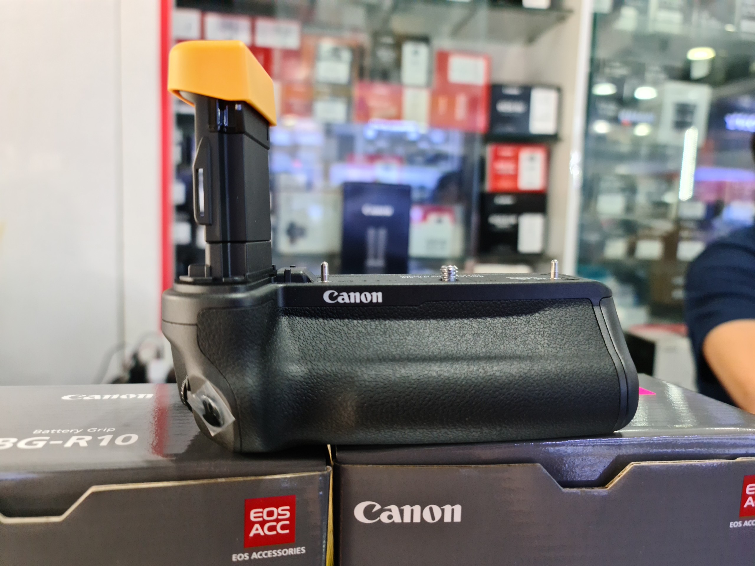 GRIP CANON BG-R10 FOR R5 R6 | Khánh Long Camera