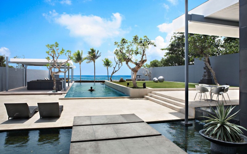 https://bizweb.dktcdn.net/100/369/827/files/luna2-private-hotel-02-800x500.jpg?v=1616574639530