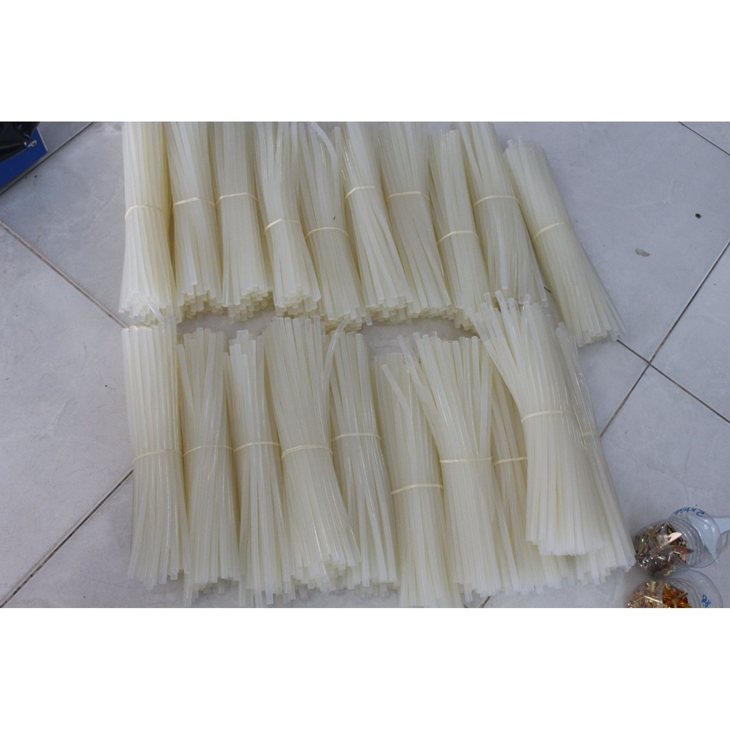 Keo nến (2k/cây)