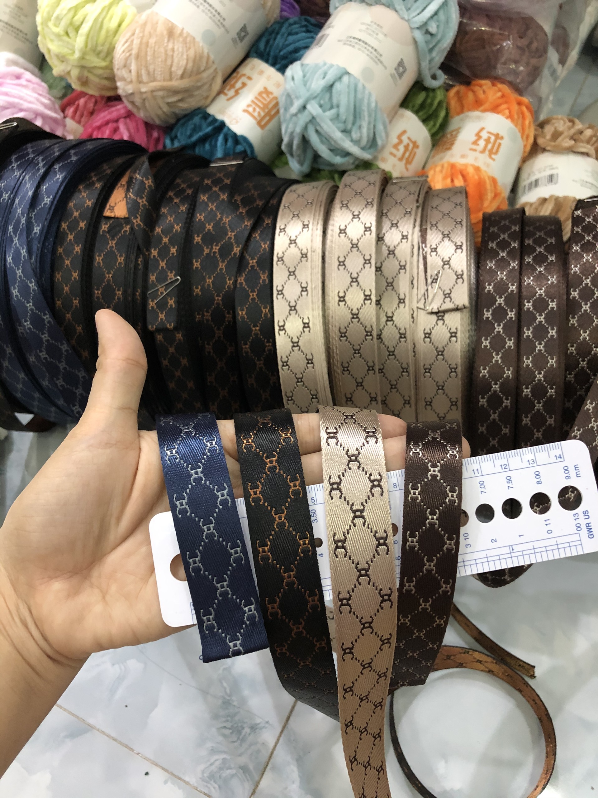 Dây đai chữ X làm túi