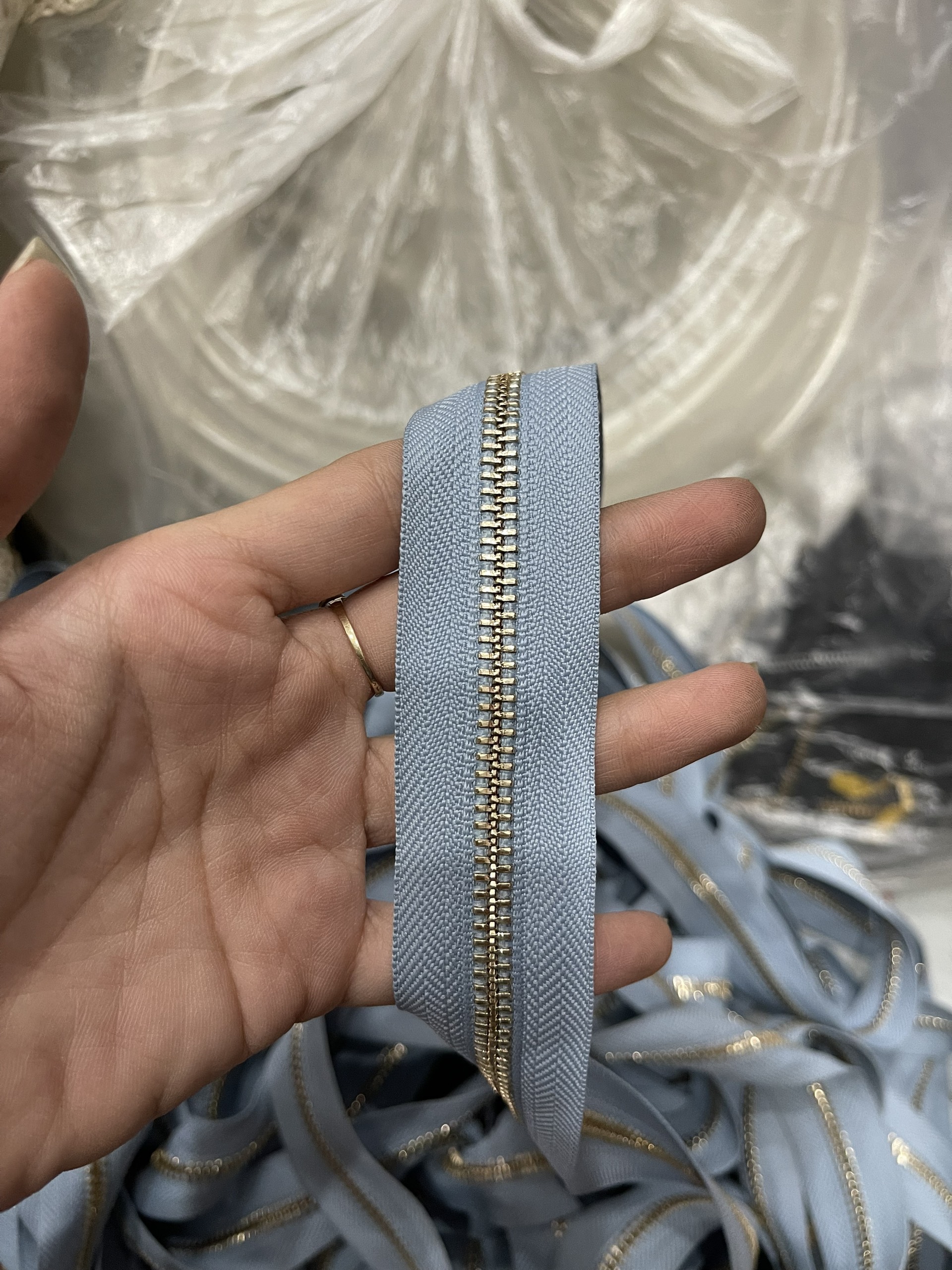 Đoạn Dây Kéo Răng 5( chưa gồm đầu kéo và chặn kéo): LOẠI 1 CHIỀU