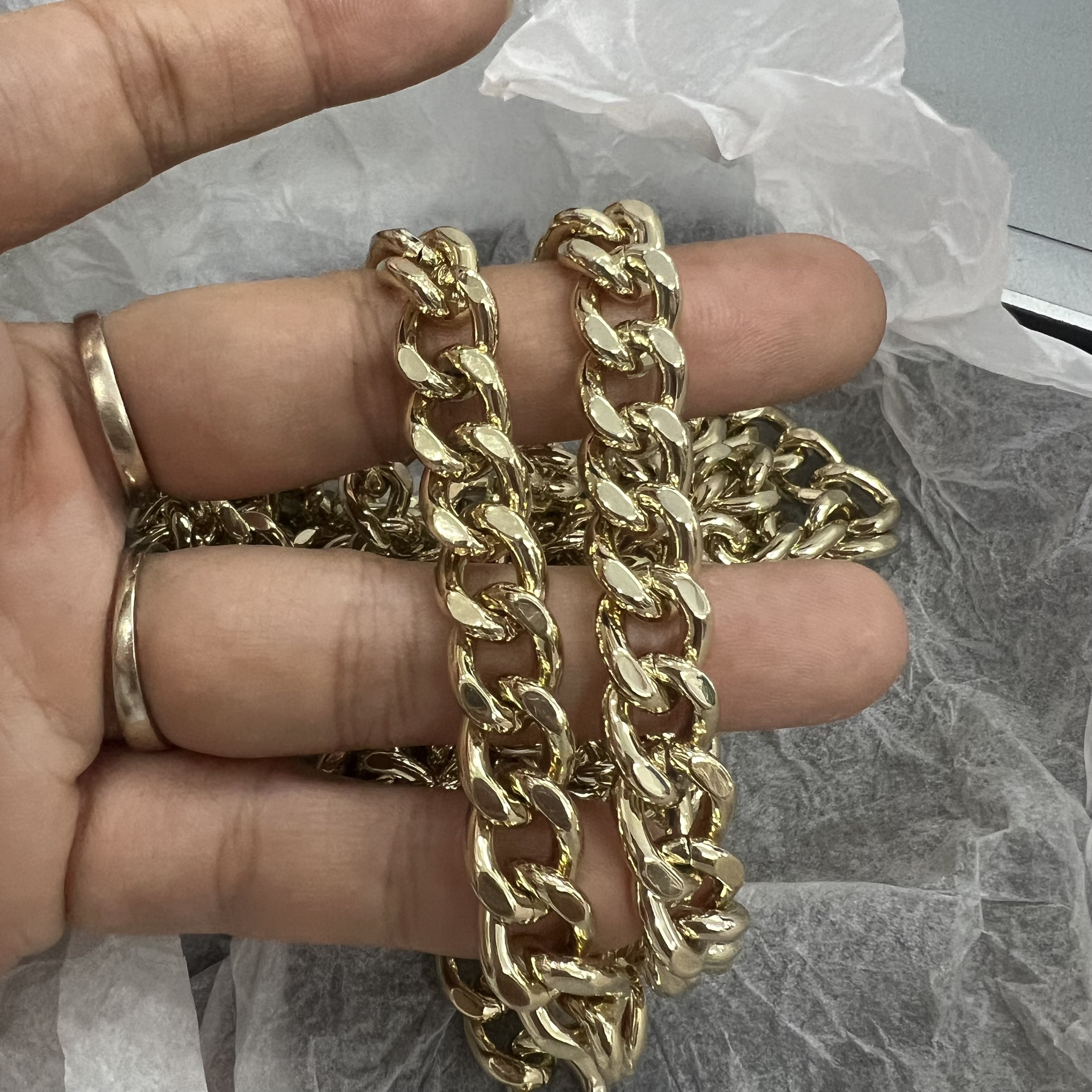Xích vàng xuất dư size 9mm 55k/m nặng tay