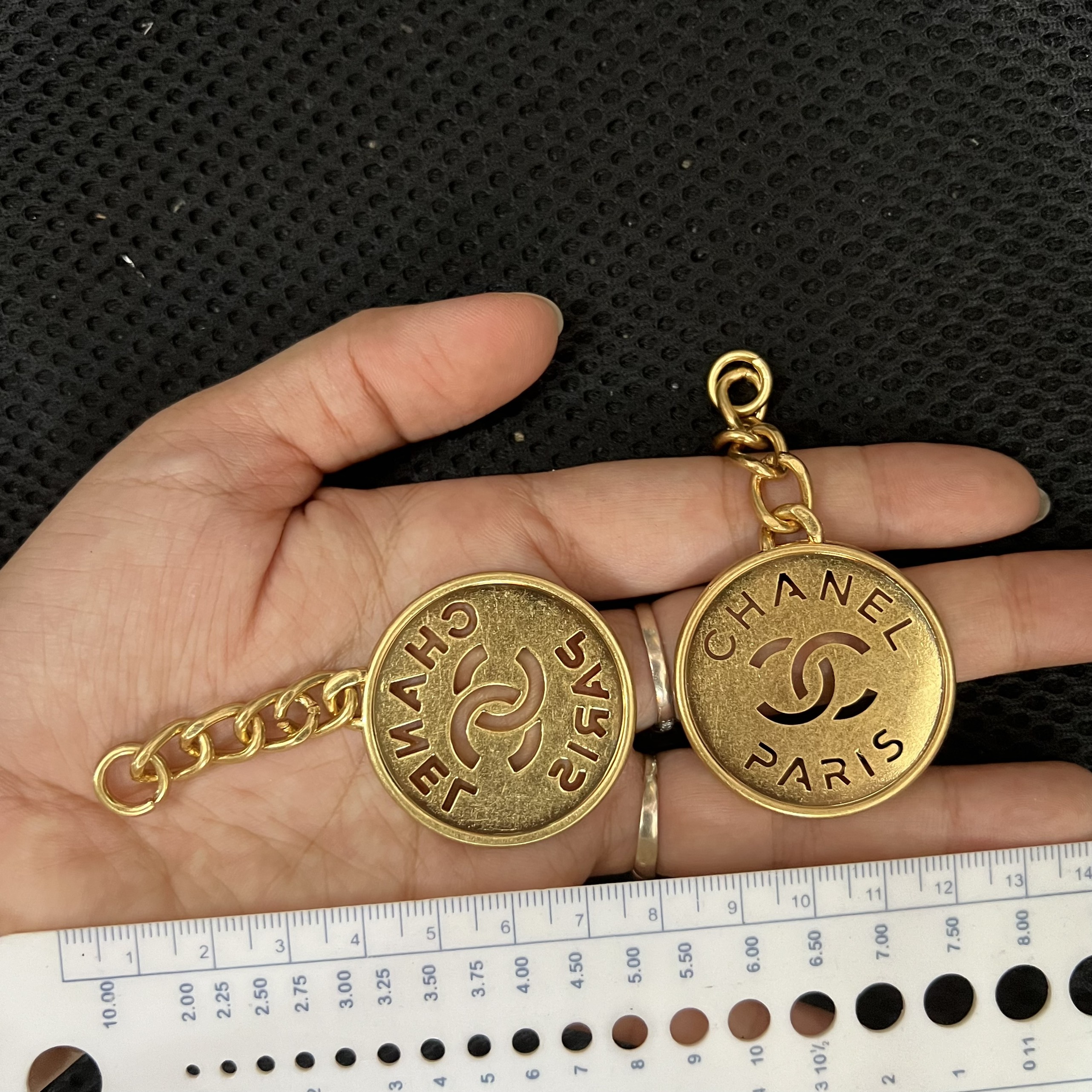 Mạc tròn treo c trang trí túi xách
