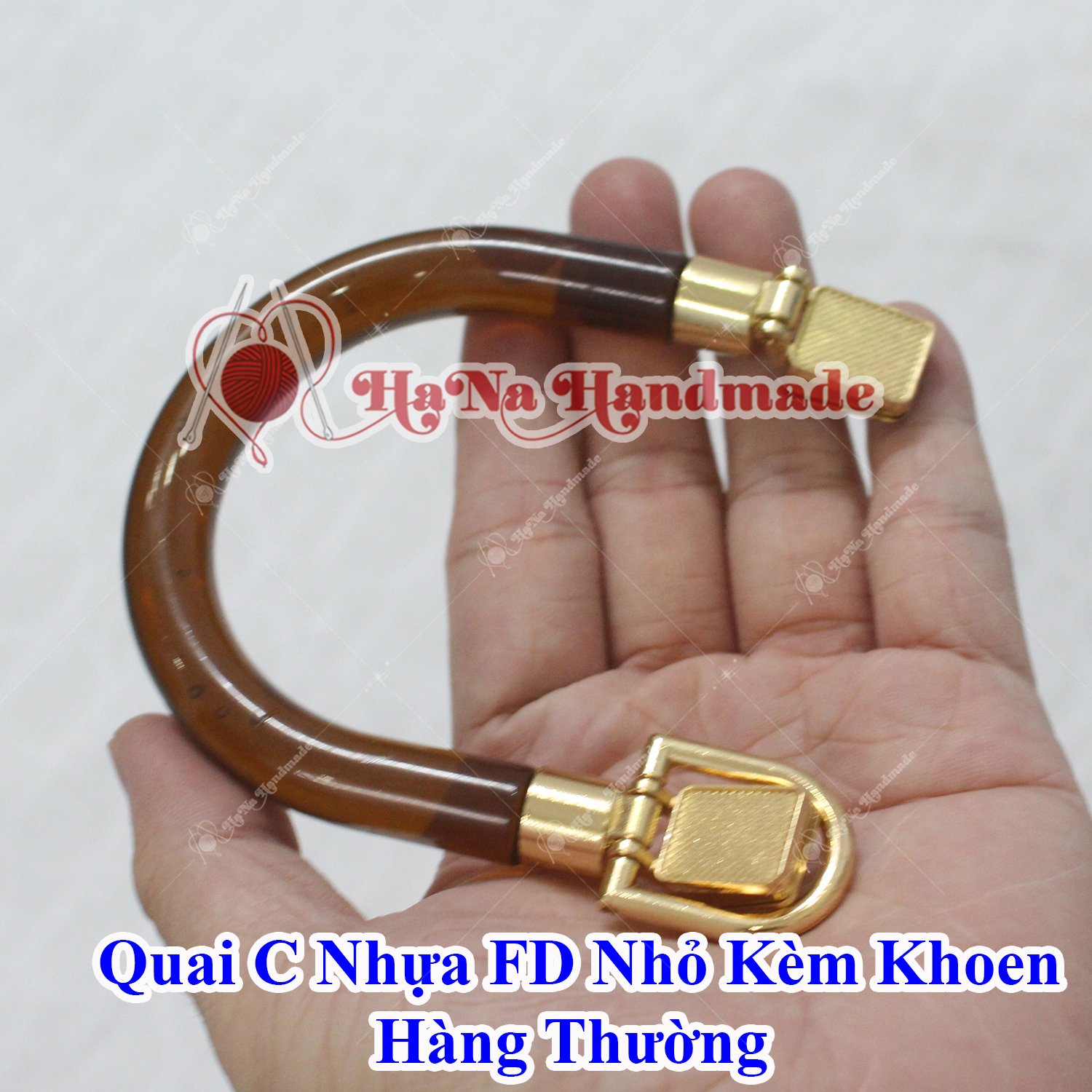 Quai C nhựa nhỏ kèm khoen D hàng thường (1 cặp)