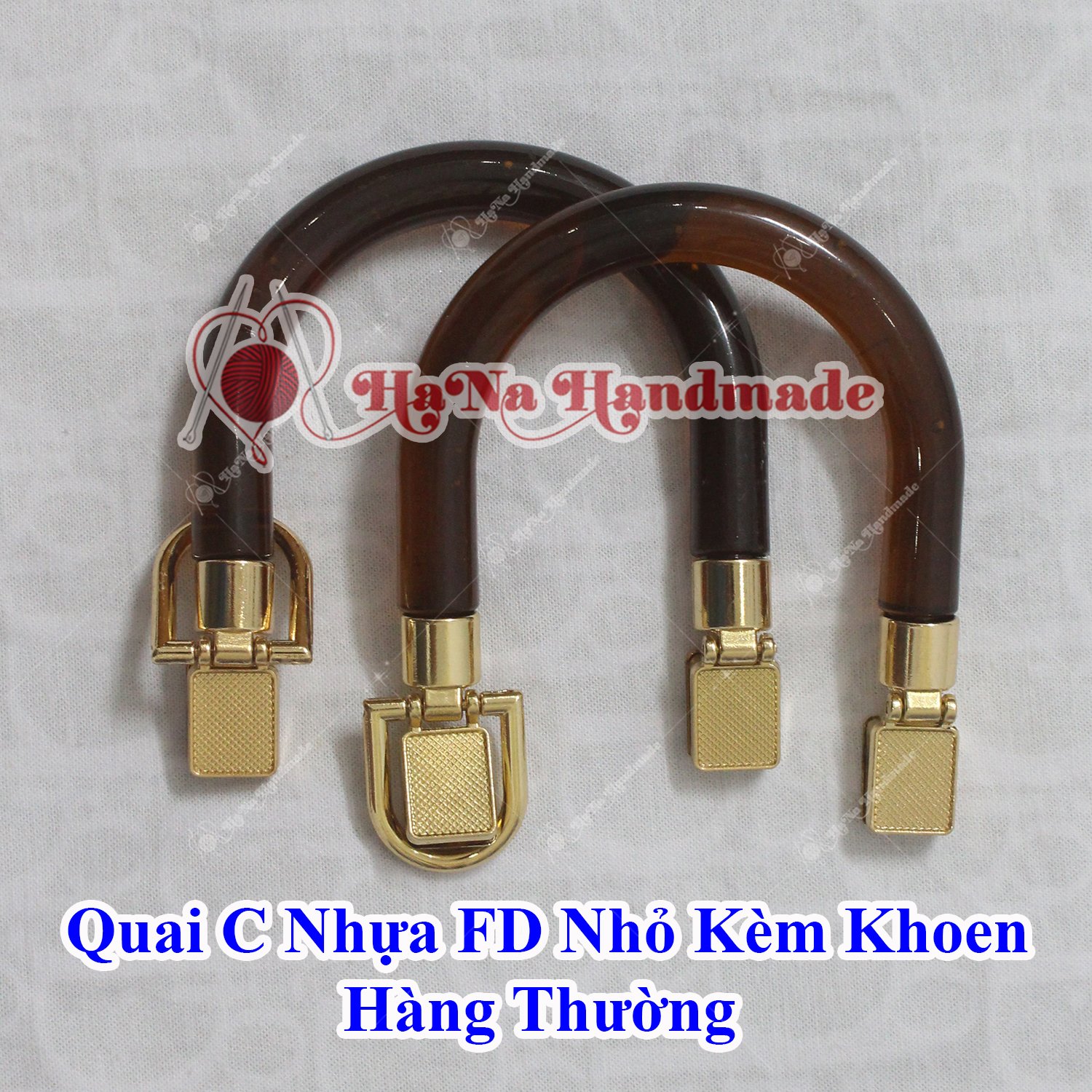 Quai C nhựa nhỏ kèm khoen D hàng thường (1 cặp)