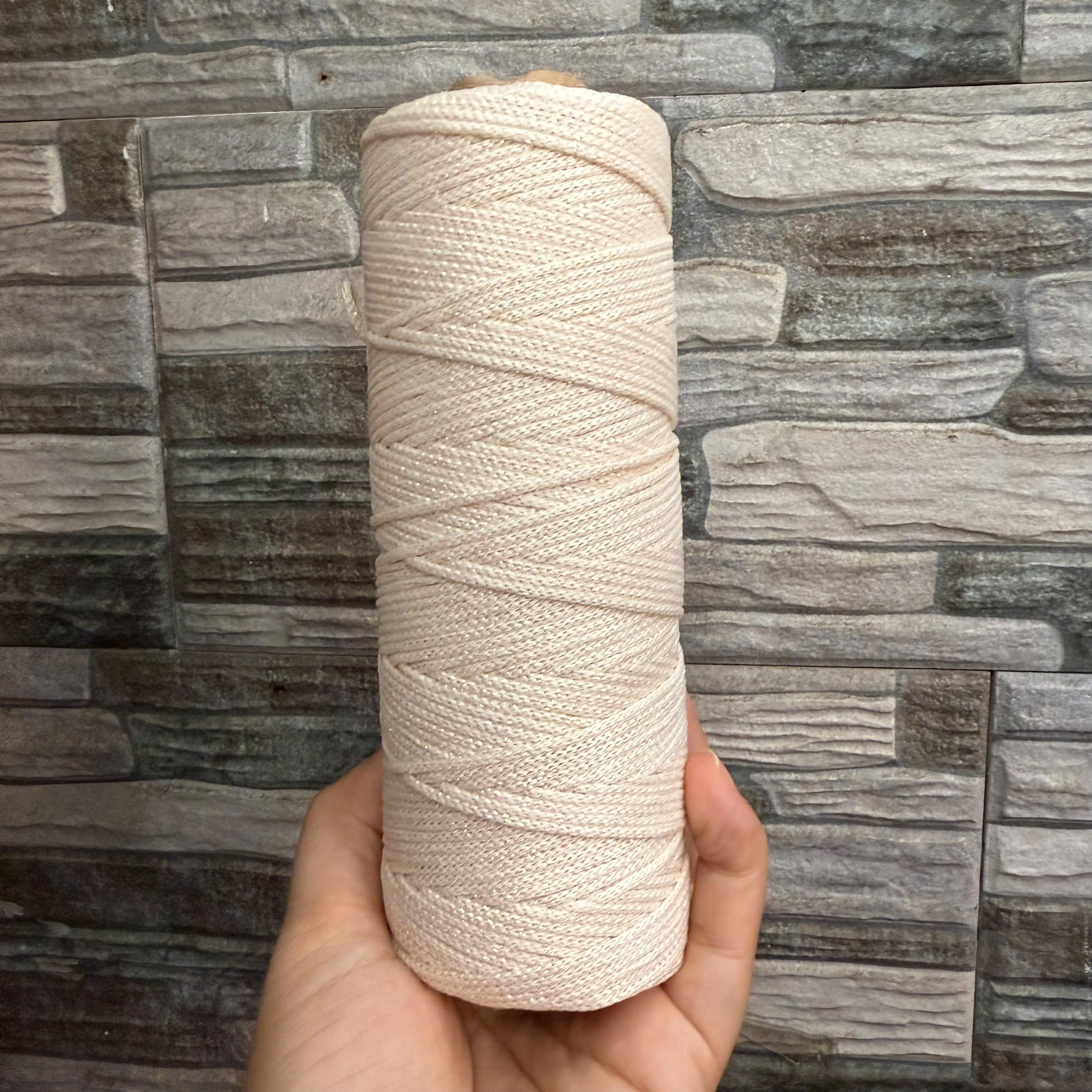 Sợi dệt kim tuyến tròn 2mm 30k/ống