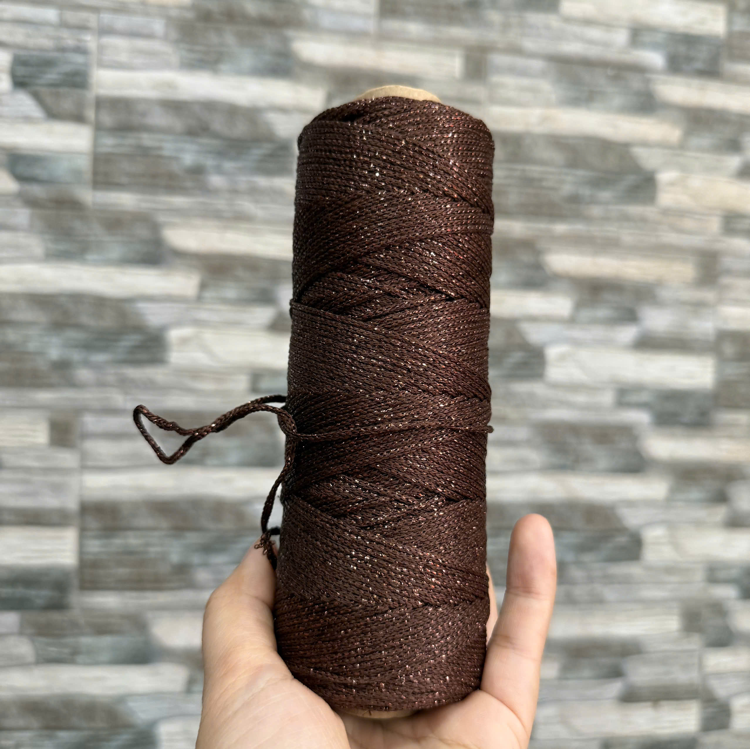 Sợi dệt kim tuyến tròn 2mm 30k/ống