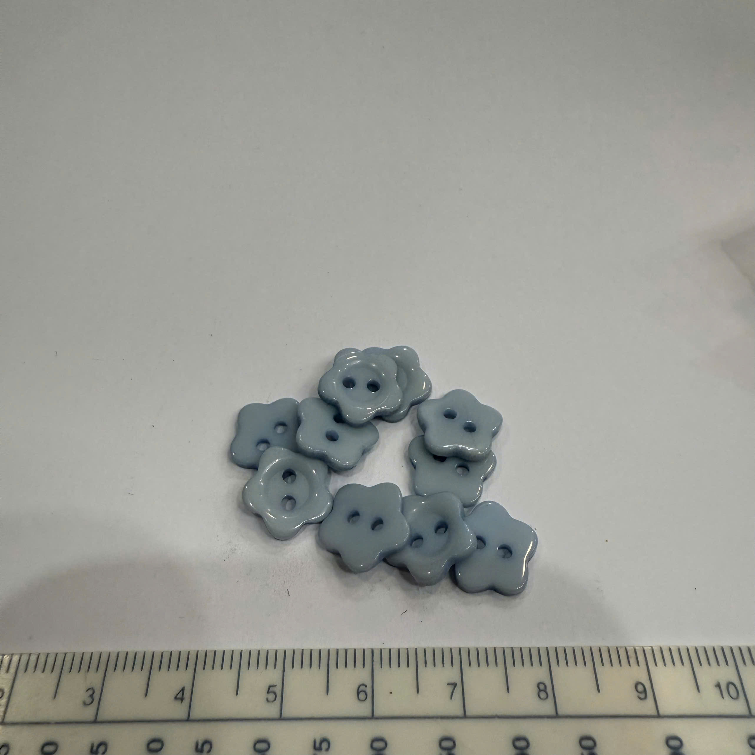 Nút nhựa hoa set 10 cái/ 1 màu