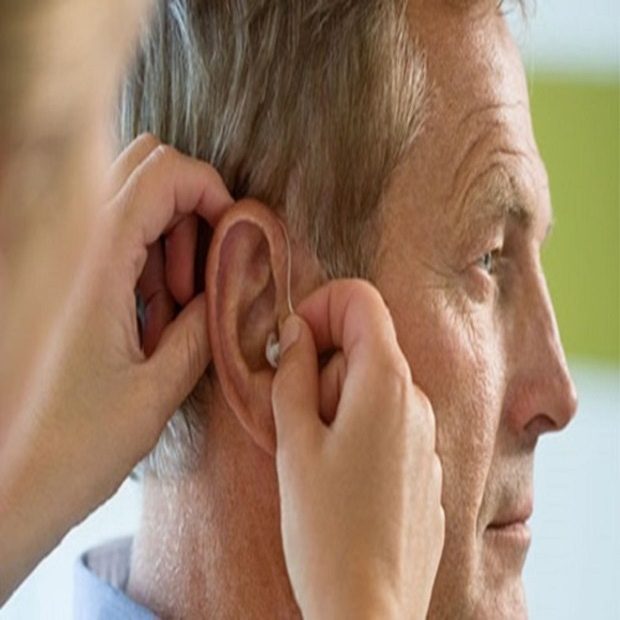Kinh nghiệm lựa chọn máy trợ thính cho người già