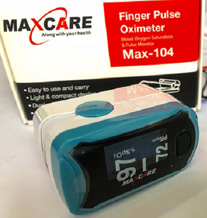Máy đo nồng độ Oxy Maxcare Max104- Đo oxy và nhịp tim