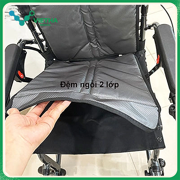 Xe lăn điện ngả lưng Lucass S-500 (pin lithium, phanh tự động)