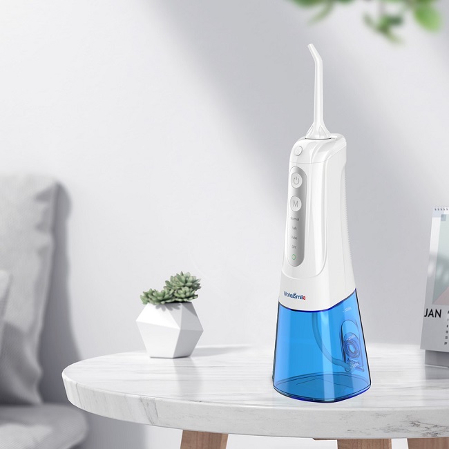 Máy tăm nước cầm tay WaterSmile WS-136