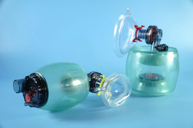 Bóng bóp Ambu người lớn, Trẻ em