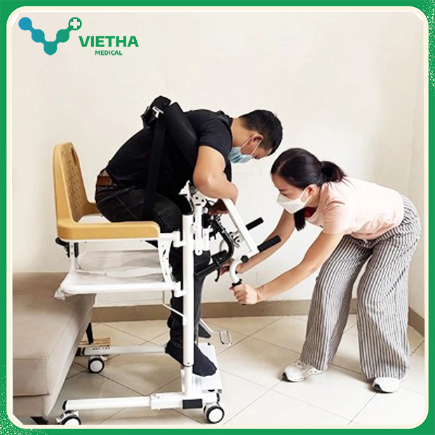 Xe Nâng Hạ Bệnh Nhân Lucass H70 – Giải Pháp Di Chuyển & Phục Hồi Chức Năng Tại Nhà