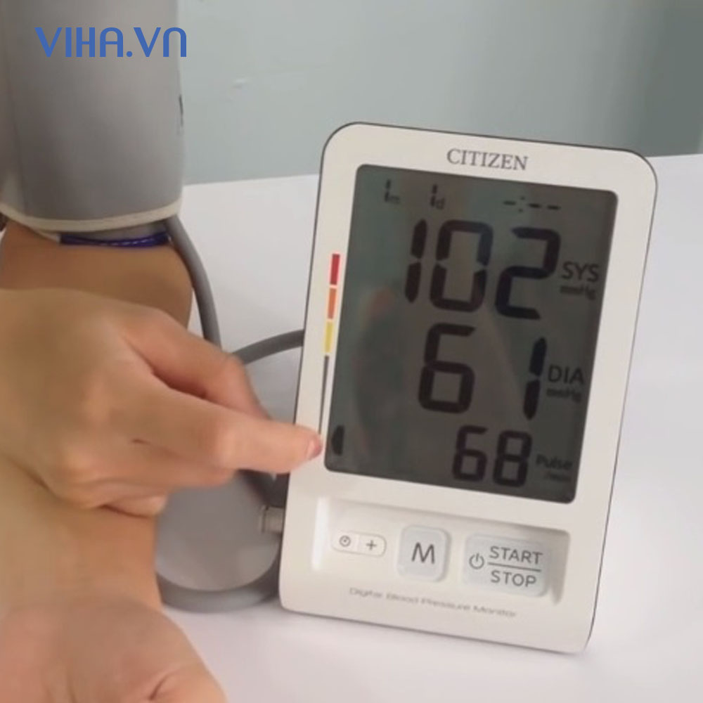 Máy đo huyết áp bắp tay Citizen CH-456