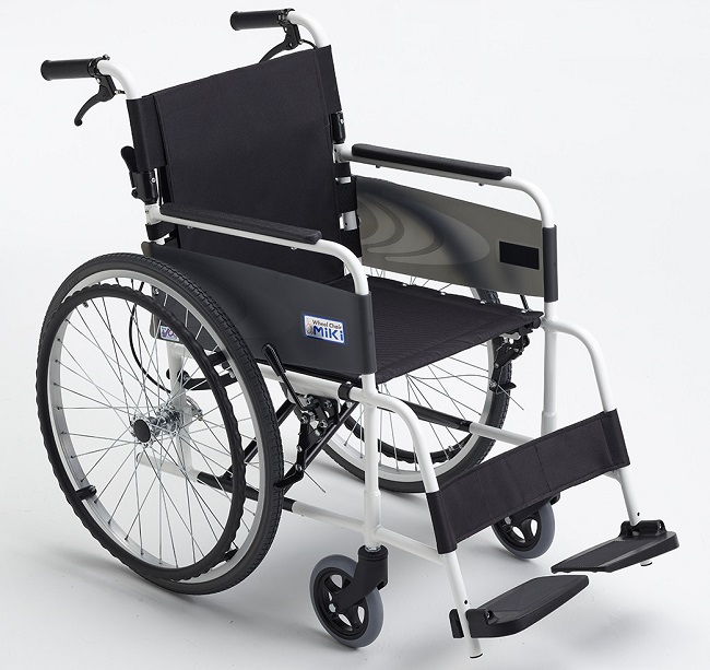 Xe lăn cao cấp MIKI Nhật Bản khung nhôm siêu nhẹ VA-1L