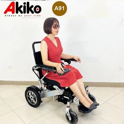 Xe lăn điện siêu nhẹ Akiko A91-New 2024
