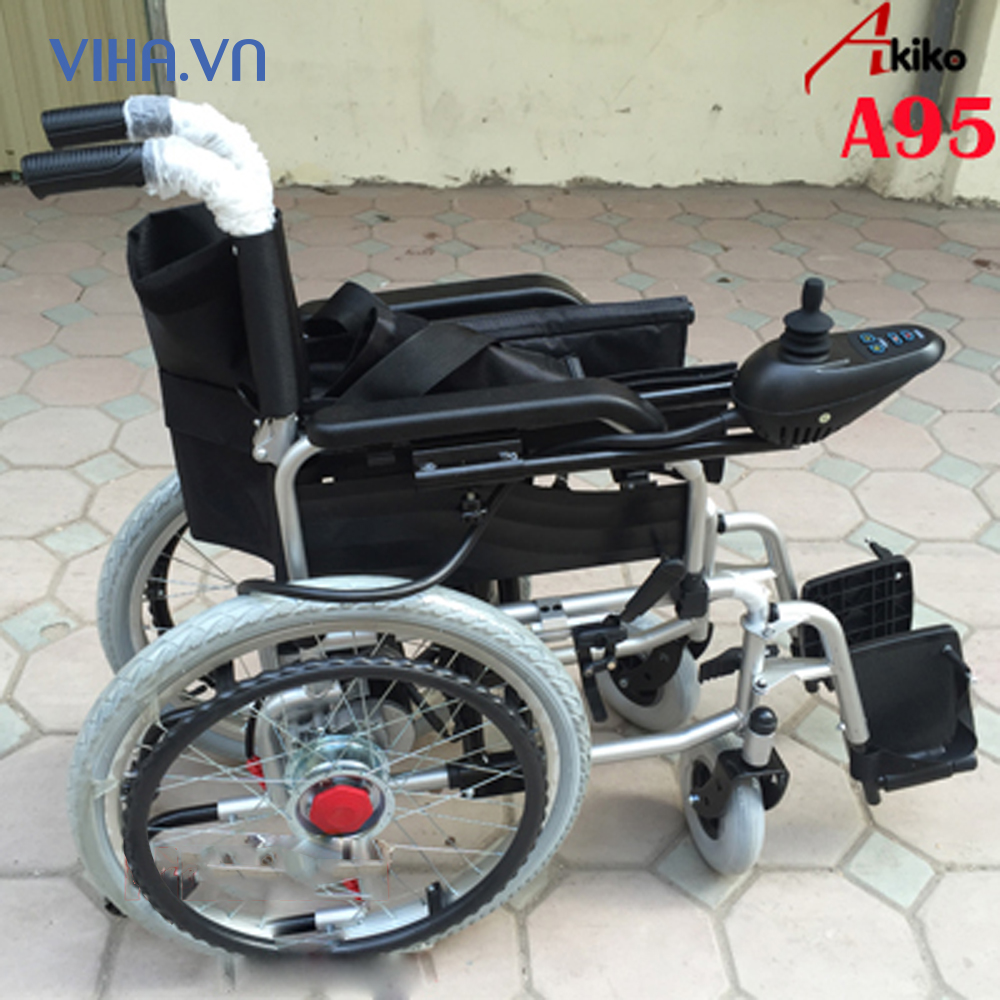 Xe lăn điện Akiko A95 Nhật Bản