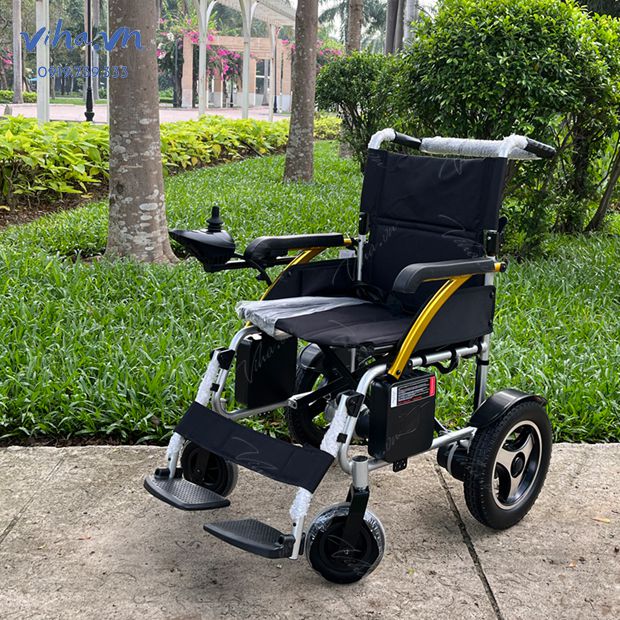 Xe lăn điện Lucass XE-122L ( Lucass X22) xe lăn điện khung nhôm siêu nhẹ